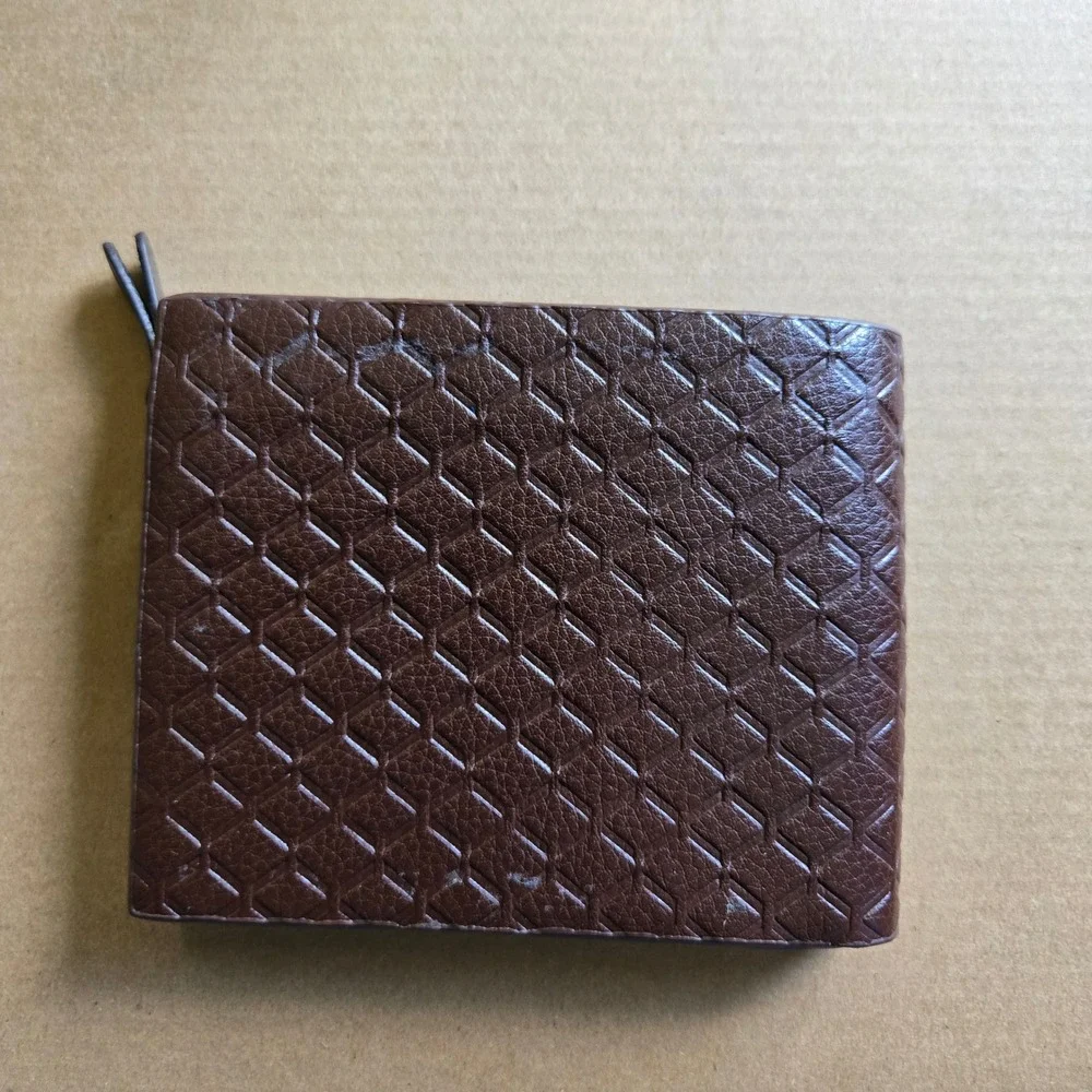 Mens Brown Honeycomb Embossed Bifold Wallet with ID Window and Zipper Pocket